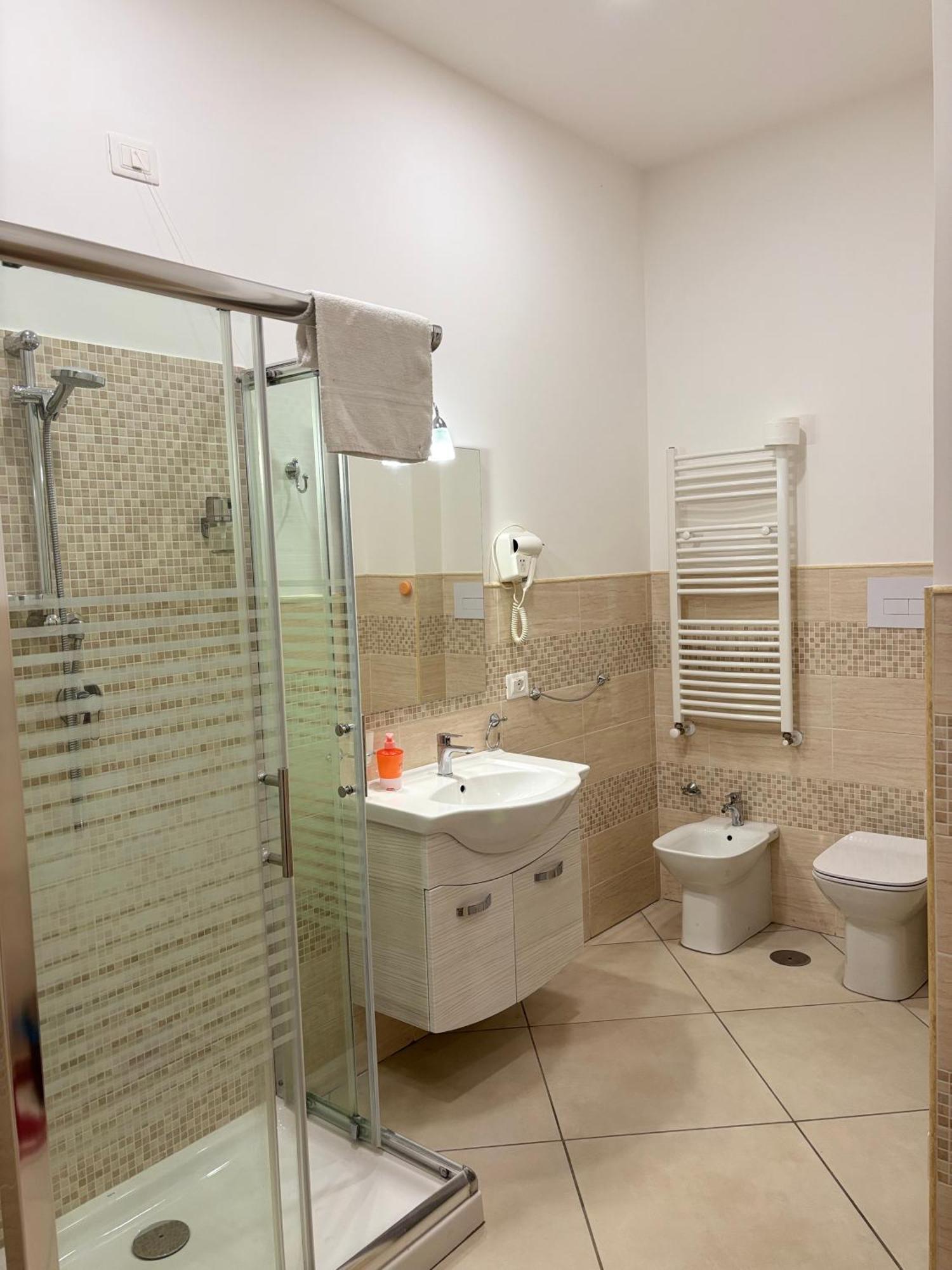 Serena Rooms Solofra Buitenkant foto