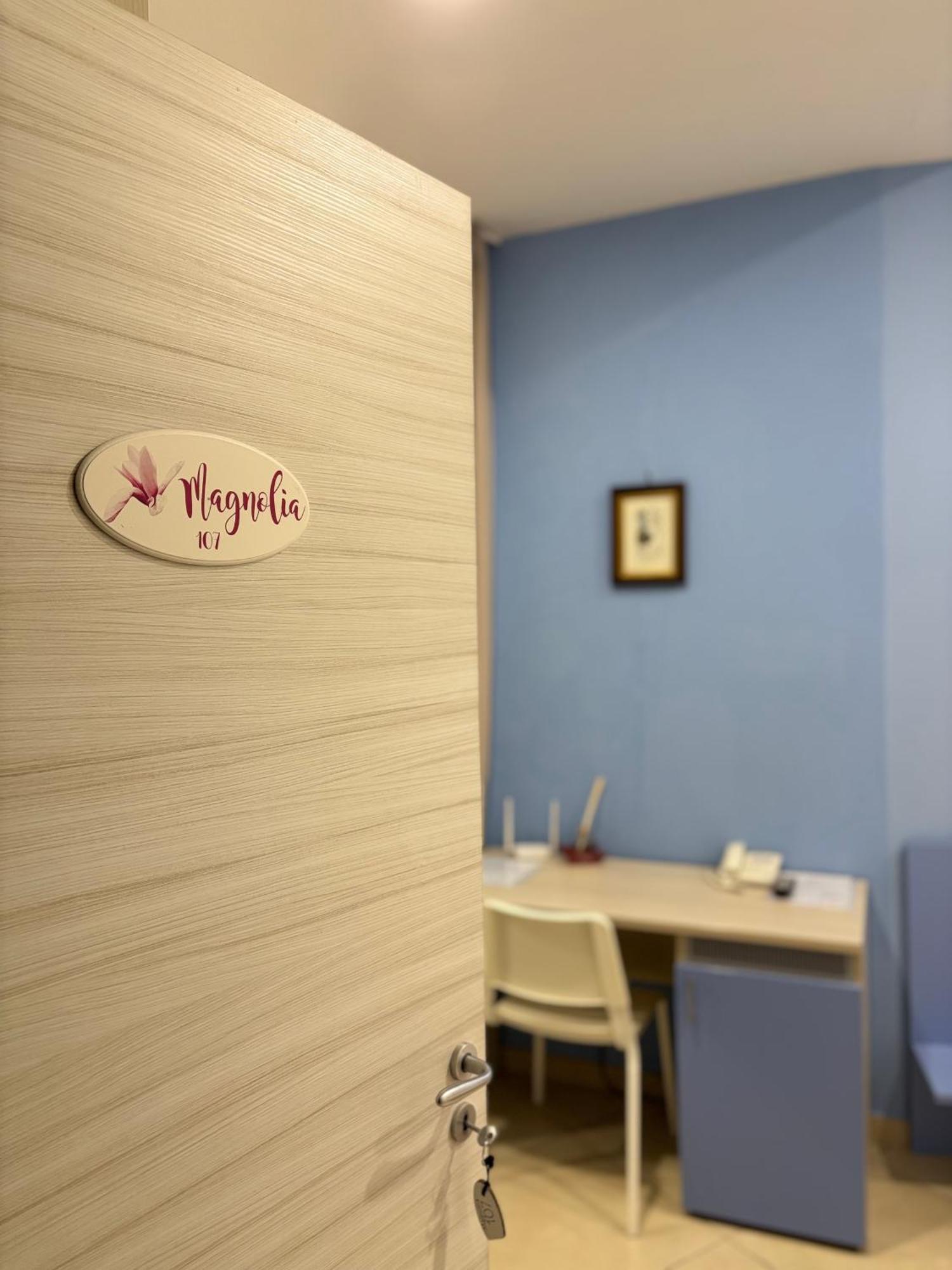 Serena Rooms Solofra Buitenkant foto