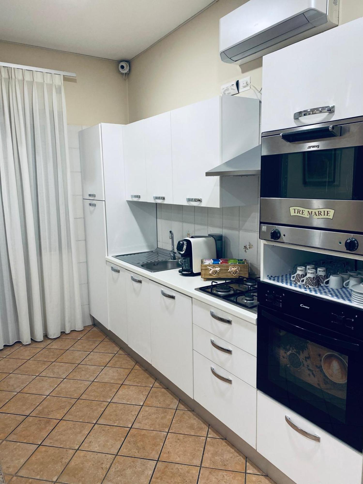 Serena Rooms Solofra Buitenkant foto