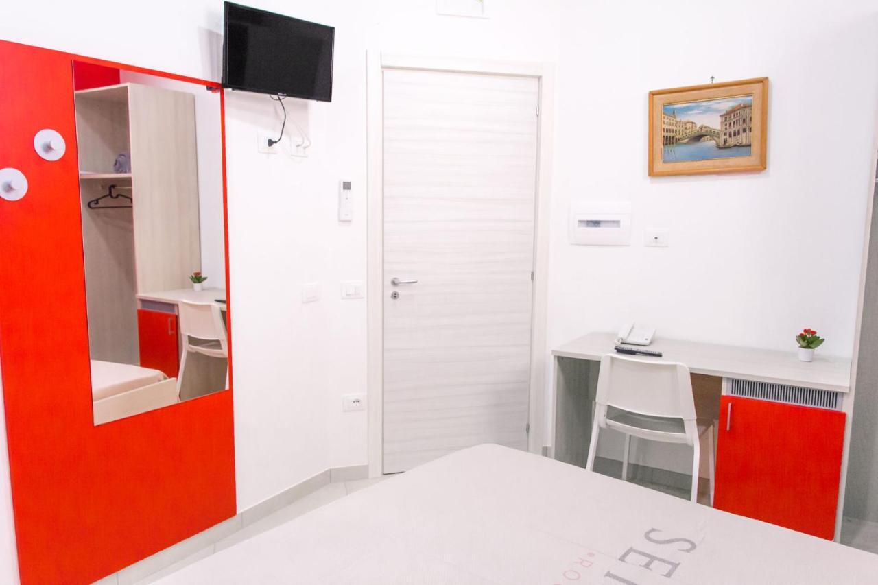 Serena Rooms Solofra Buitenkant foto